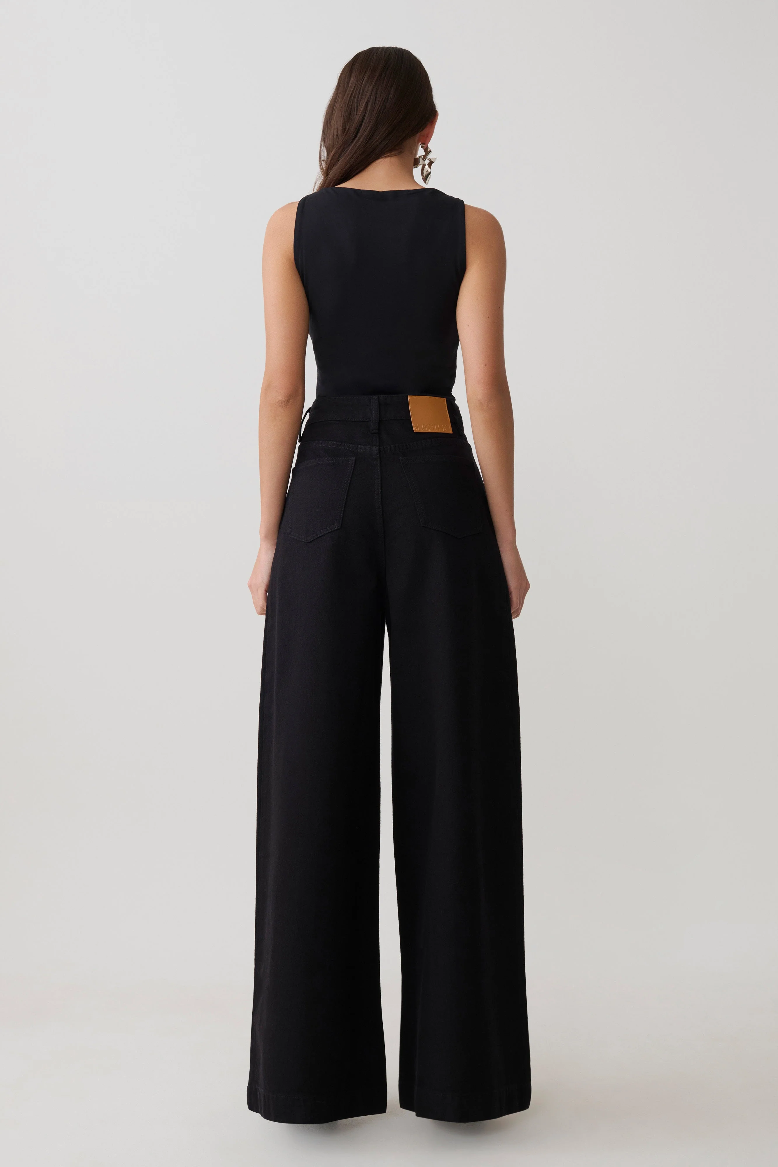 Bobby Oversized Jean With Front Pleat - Black - Image 2