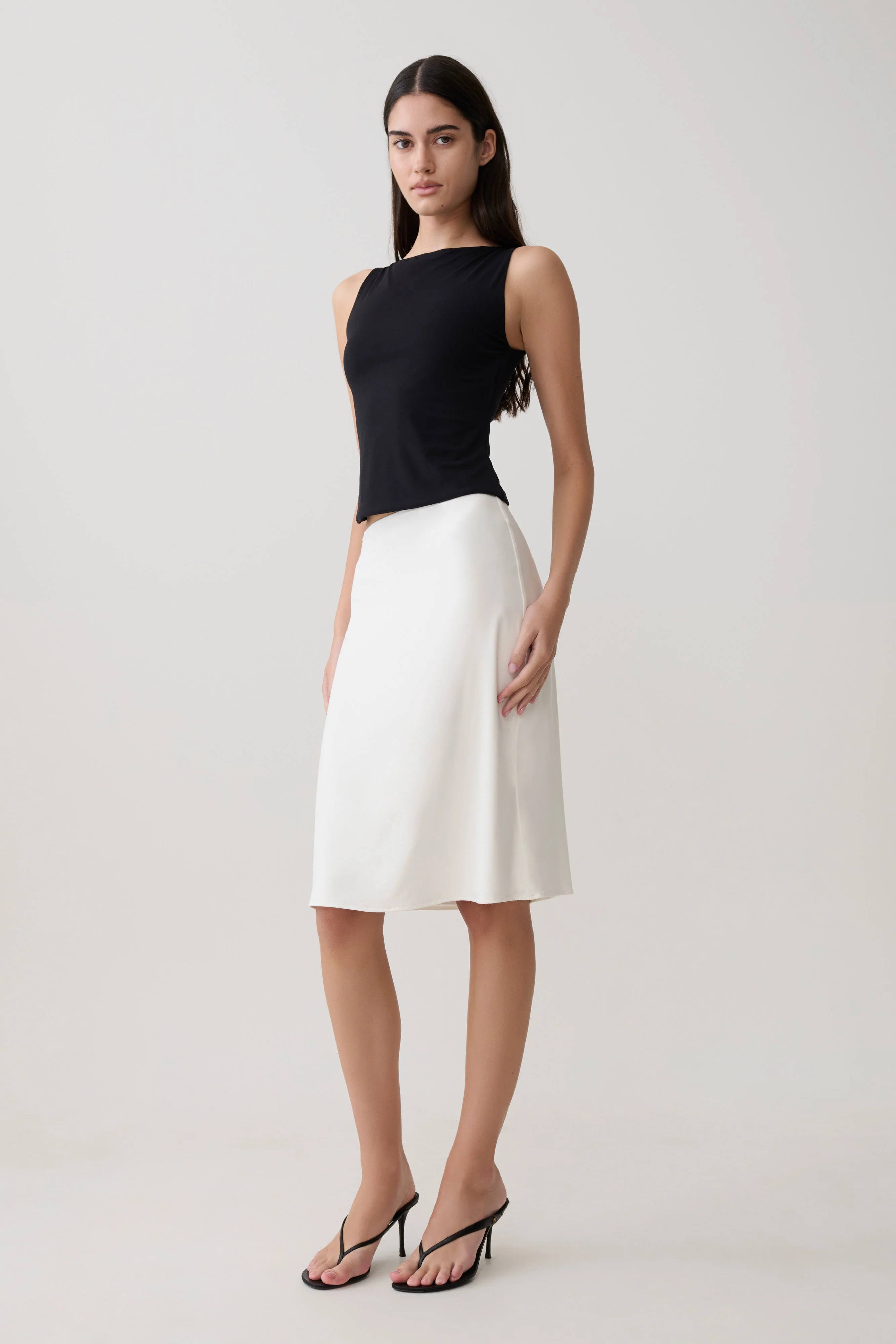 Nicolette Sleeveless Tank Top - Black - Image 4
